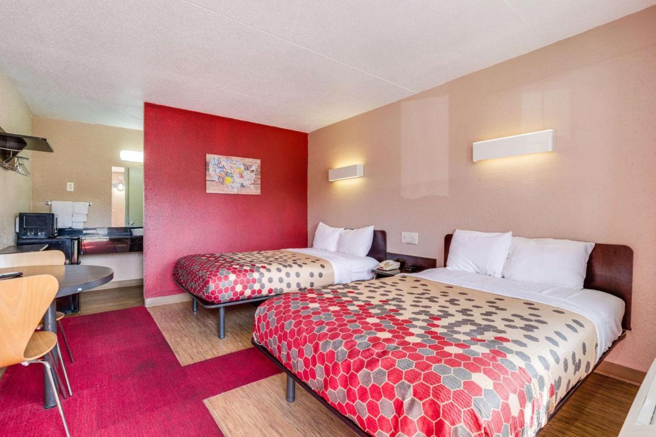Econo Lodge Inn & Suites Терре-Хот Экстерьер фото