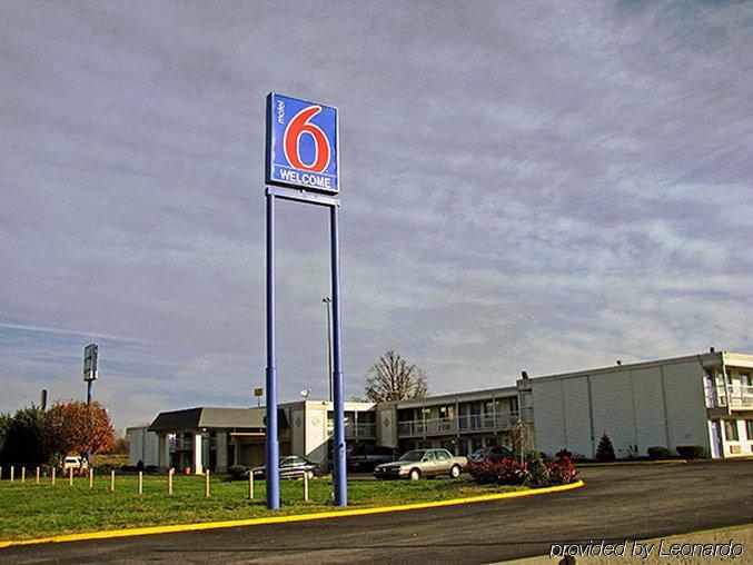 Econo Lodge Inn & Suites Терре-Хот Экстерьер фото